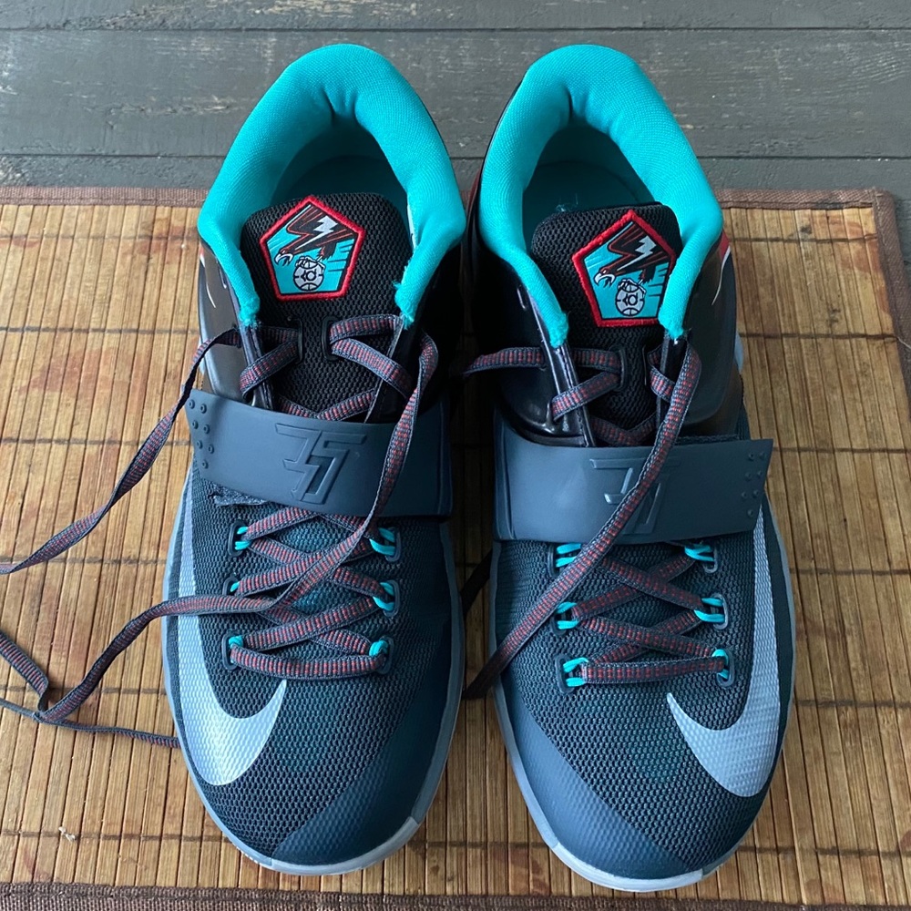 Kd VII baskbetball shoes